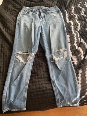 American Eagle High Waist Light Wash Jeans